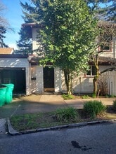 Building Photo - 3453 NW Thurman St