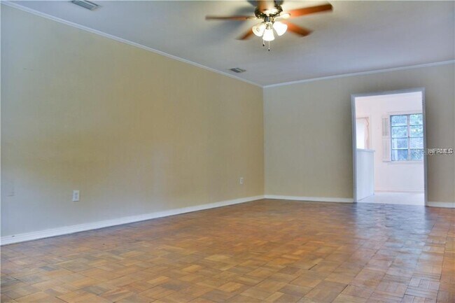 Building Photo - 2303 S Clewis Ct
