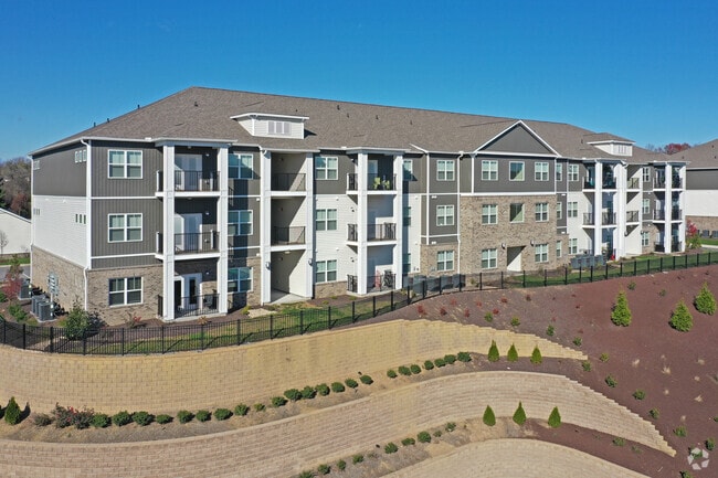 Building Photo - District Vue
