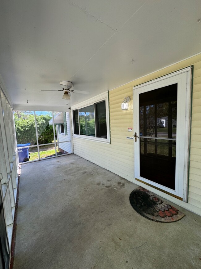 Building Photo - 100 Hodges Manor Rd