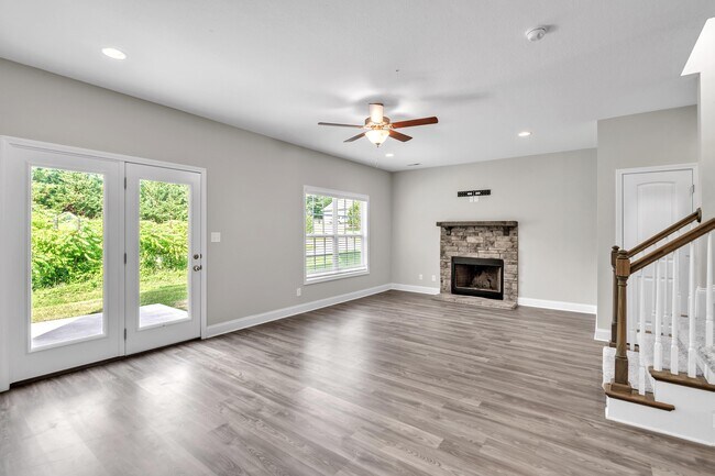 Foto del edificio - 6710 Padgett Hill Ln