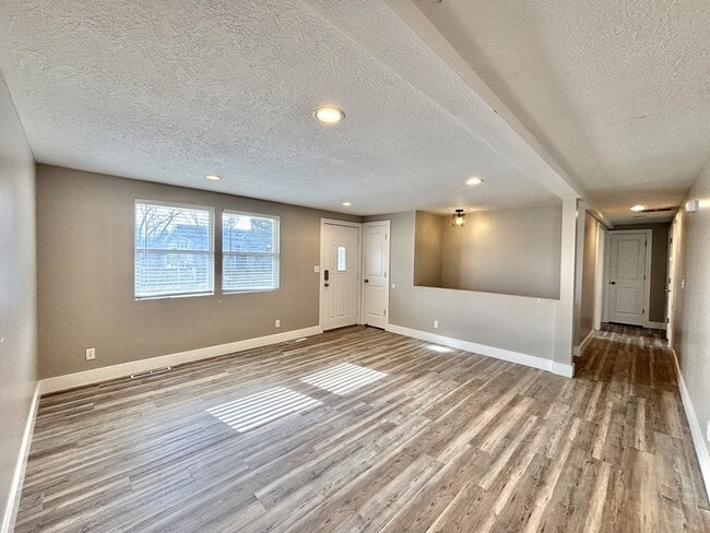 Photo - 3498 Valley Heights Dr House