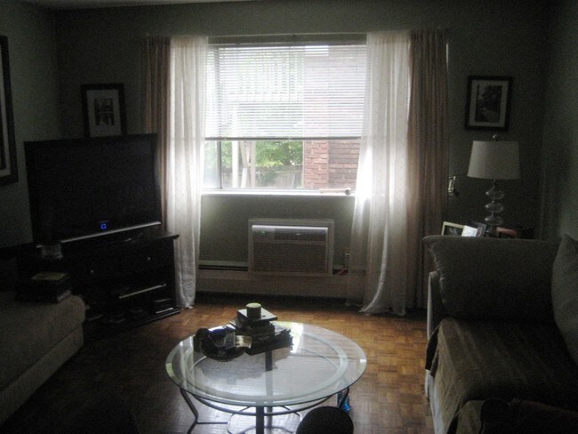 Foto del edificio - 2819 Erie Ave