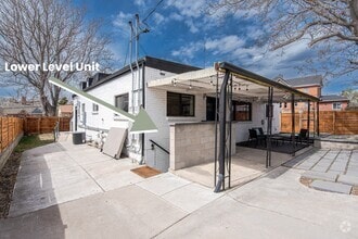 Building Photo - 2454 Irving St