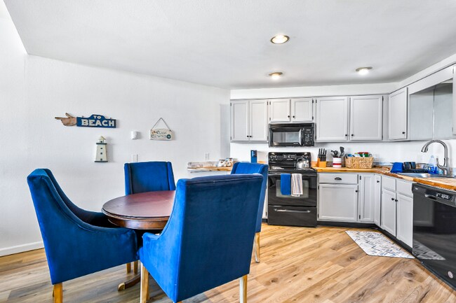 Foto del edificio - 7806 Birch Bay Dr