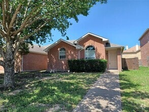 Building Photo - 537 Monarch Dr