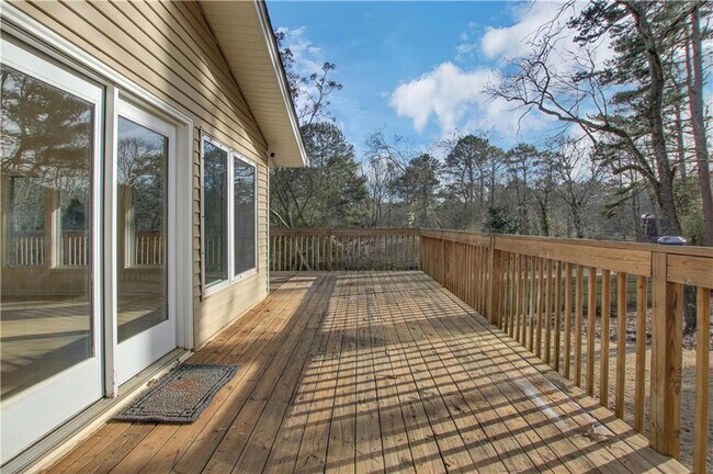 Foto del edificio - 2079 Silversmith Ln