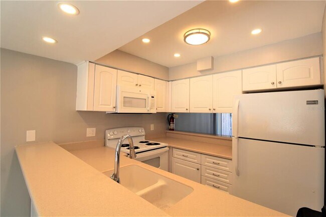 Foto del edificio - 2741 Hope St