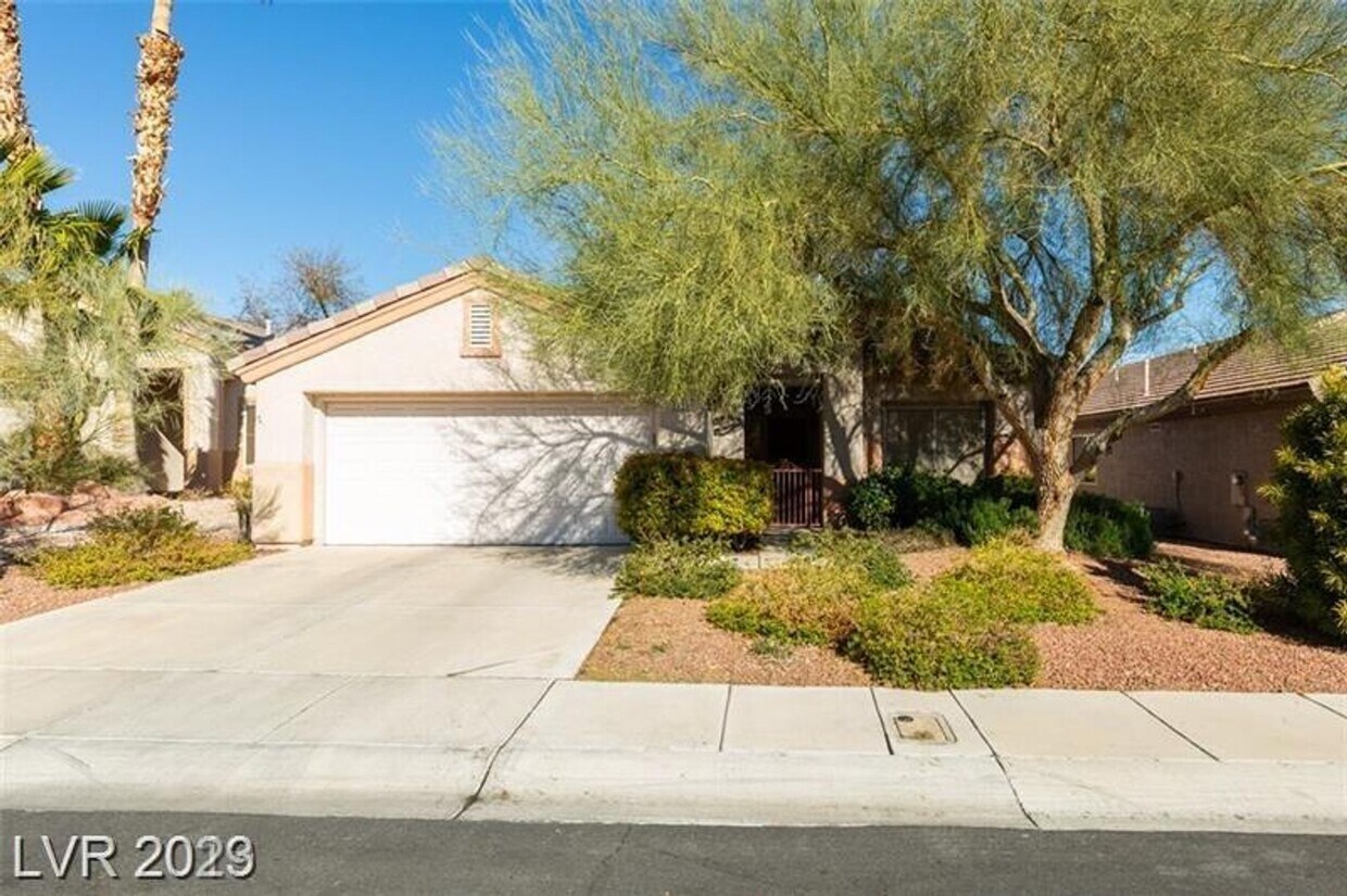 Primary Photo - Charming 2-Bed Home in Sun City McDonald R...