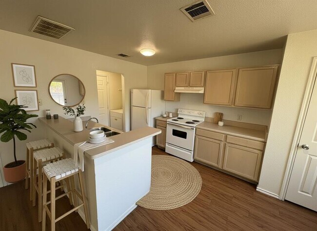 Foto del edificio - 111 Cedar Ln