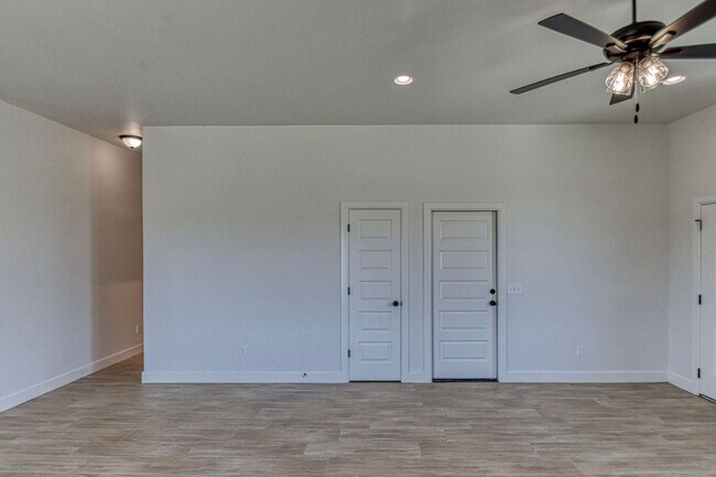 Foto del edificio - 3812 SE 80th St