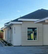 Building Photo - 5913 Puffin Ave