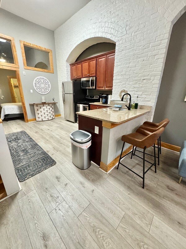 Building Photo - 114 Virginia St