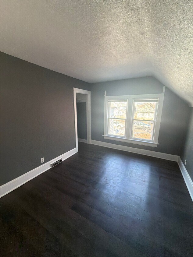 Foto del edificio - 644 Thomas Ave W