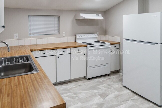 Foto del edificio - 227 E Ermina Ave