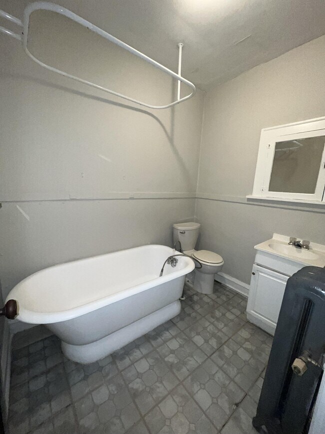 833 E 114th St, Whiting, IN 46394 House Rental in Whiting, IN