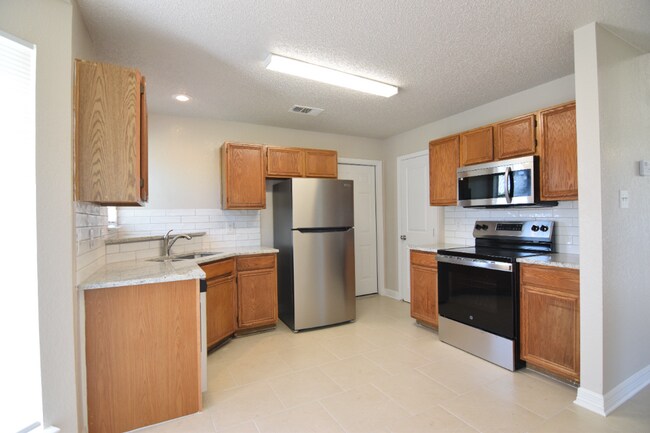 Foto del edificio - 2301 Kilgore Dr
