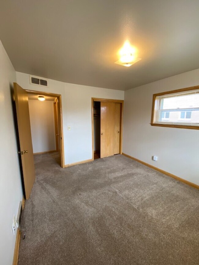 Building Photo - 3805 N 76th St