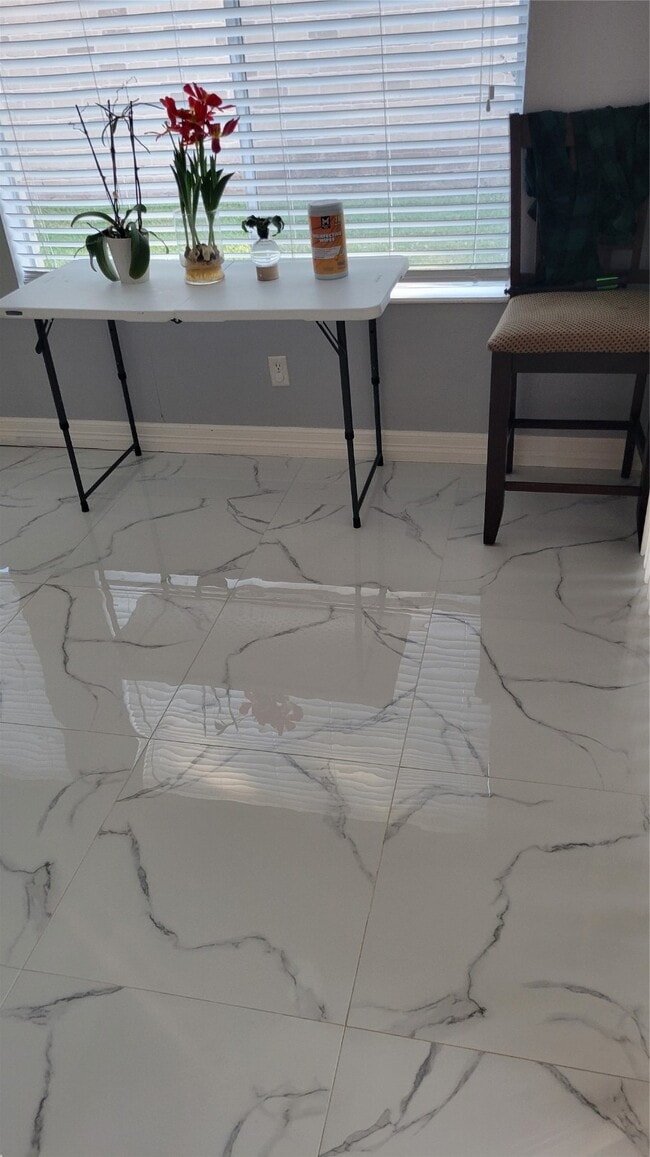 Building Photo - 2906 Whetrock Ln