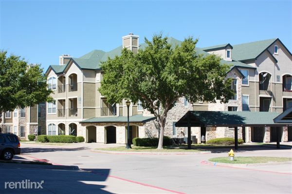Building Photo - 5200 Town and Country Blvd