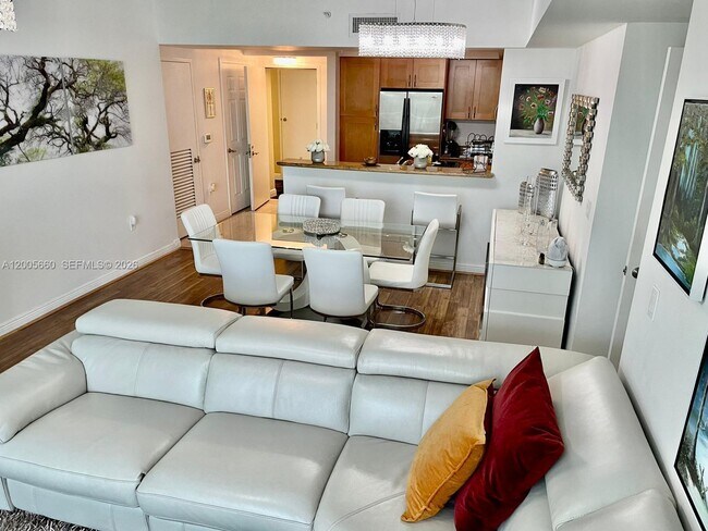 Foto del edificio - 1745 E Hallandale Beach Blvd