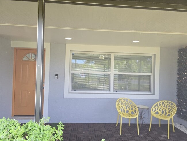 Foto del edificio - 112 Rowland Rd