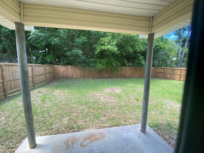 Building Photo - 1741 Elvan Ave