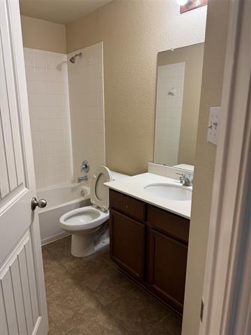 Building Photo - 1123 Rainer Dr