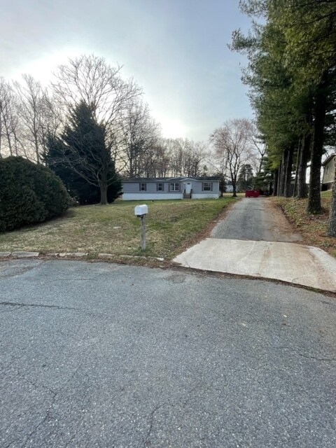 Foto del edificio - 4407 Sanford Ct