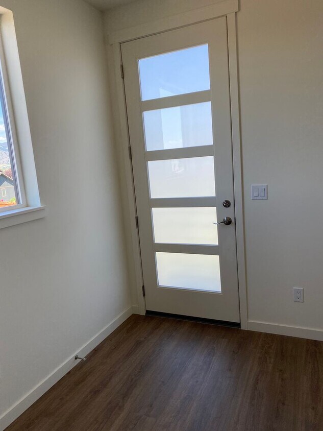Primary Photo - Brand New 1 Bedroom 1 Bathroom - Gorgeous ...