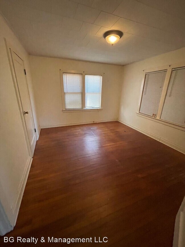 Building Photo - 2 br, 1 bath House - 921 S. Corinne Street