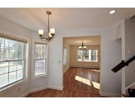 Foto del edificio - 15 Lakeview Ave