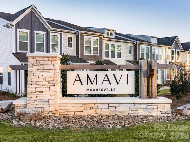 Building Photo - 102 Abercorne Wy