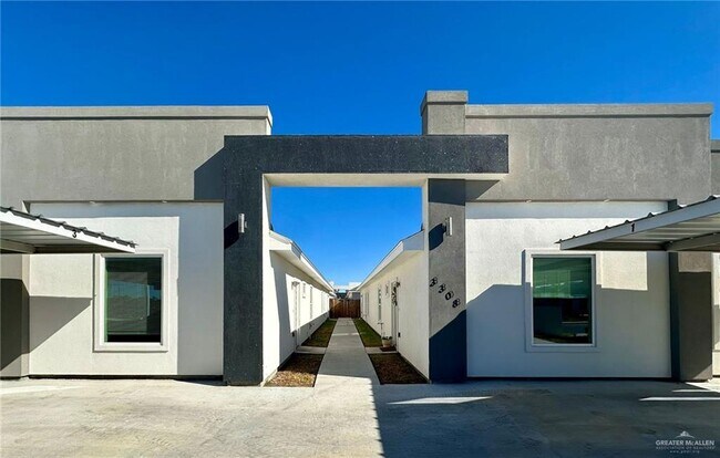 Foto del edificio - 3309 S Colt Ln