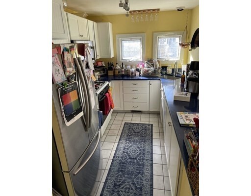 Primary Photo - 31 Perry St