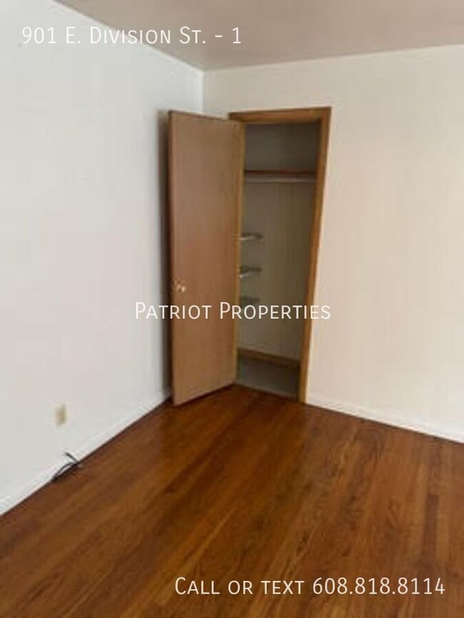 Foto del edificio - 901 E Division St
