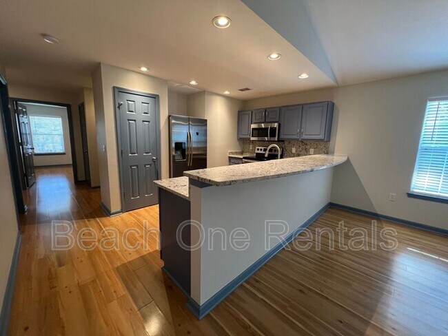 Foto del edificio - 1204 River Oaks Dr
