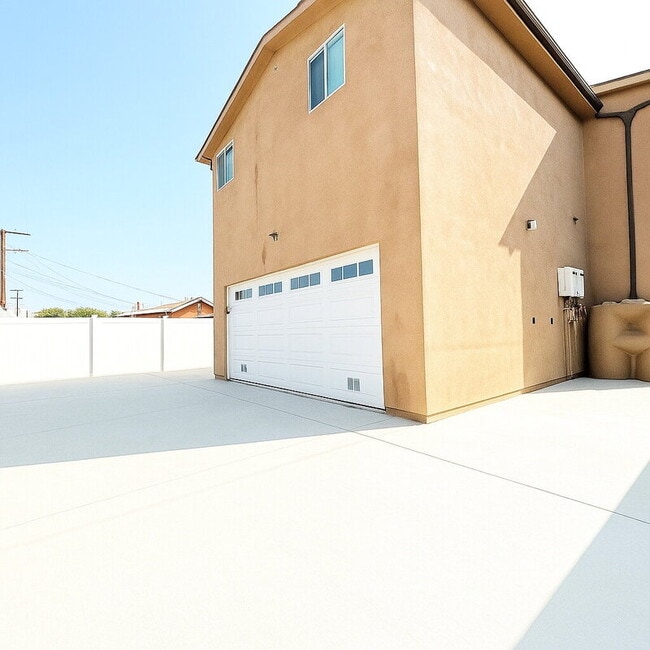 Foto del edificio - 829 E 74th St