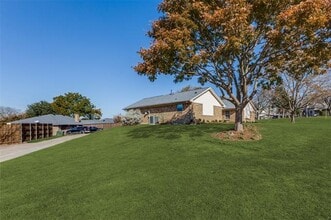 Building Photo - 505 Wildwood Ter