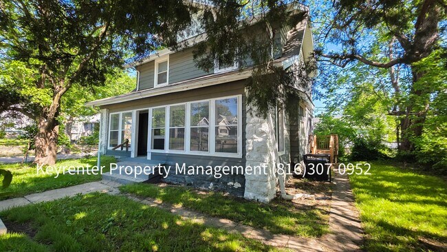 Building Photo - 3 Bed 1 Bath ready to rent!