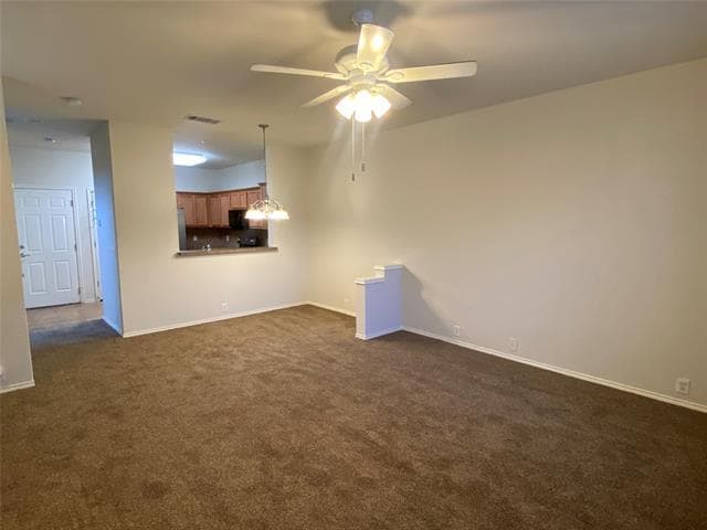 Building Photo - 2725 Hyde Park Dr