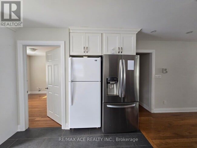 Building Photo - 66 Portsdown Rd