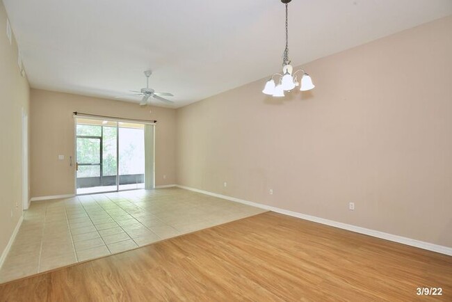 Foto del edificio - Premier 2/2 Spacious Condo with a Screened...