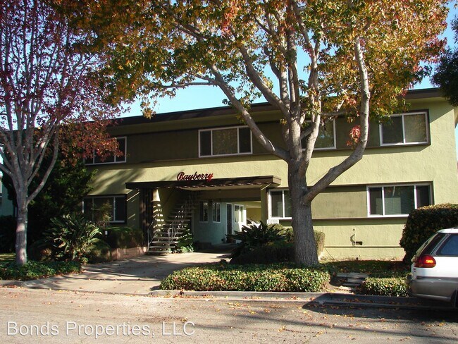 Building Photo - 911 Lexington Ave