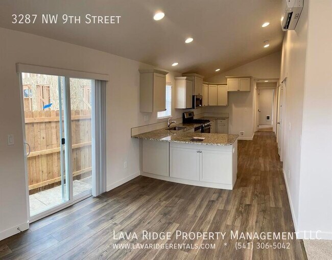 Building Photo - 3287 NW 9th St