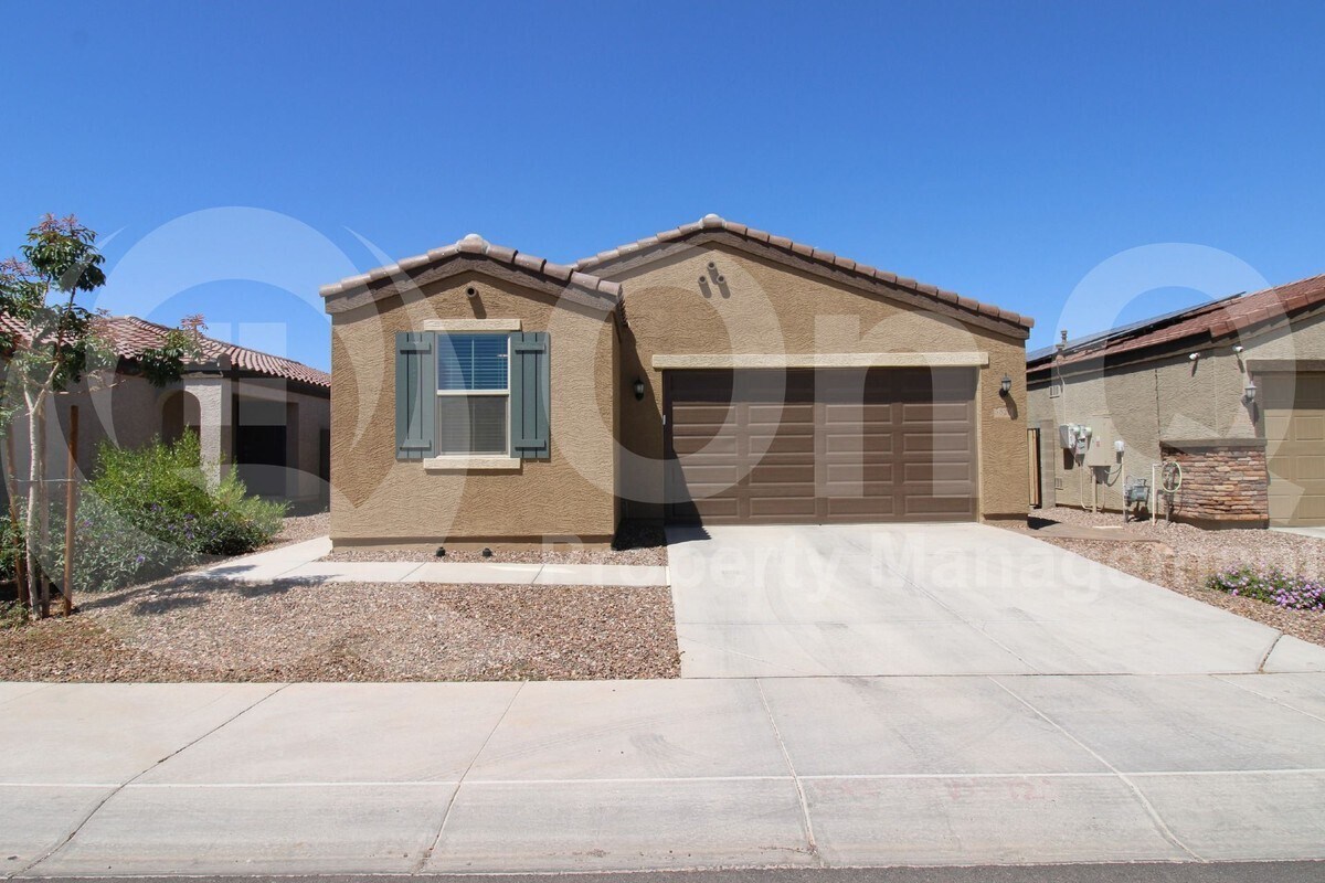 Foto principal - 5826 S 23rd Dr