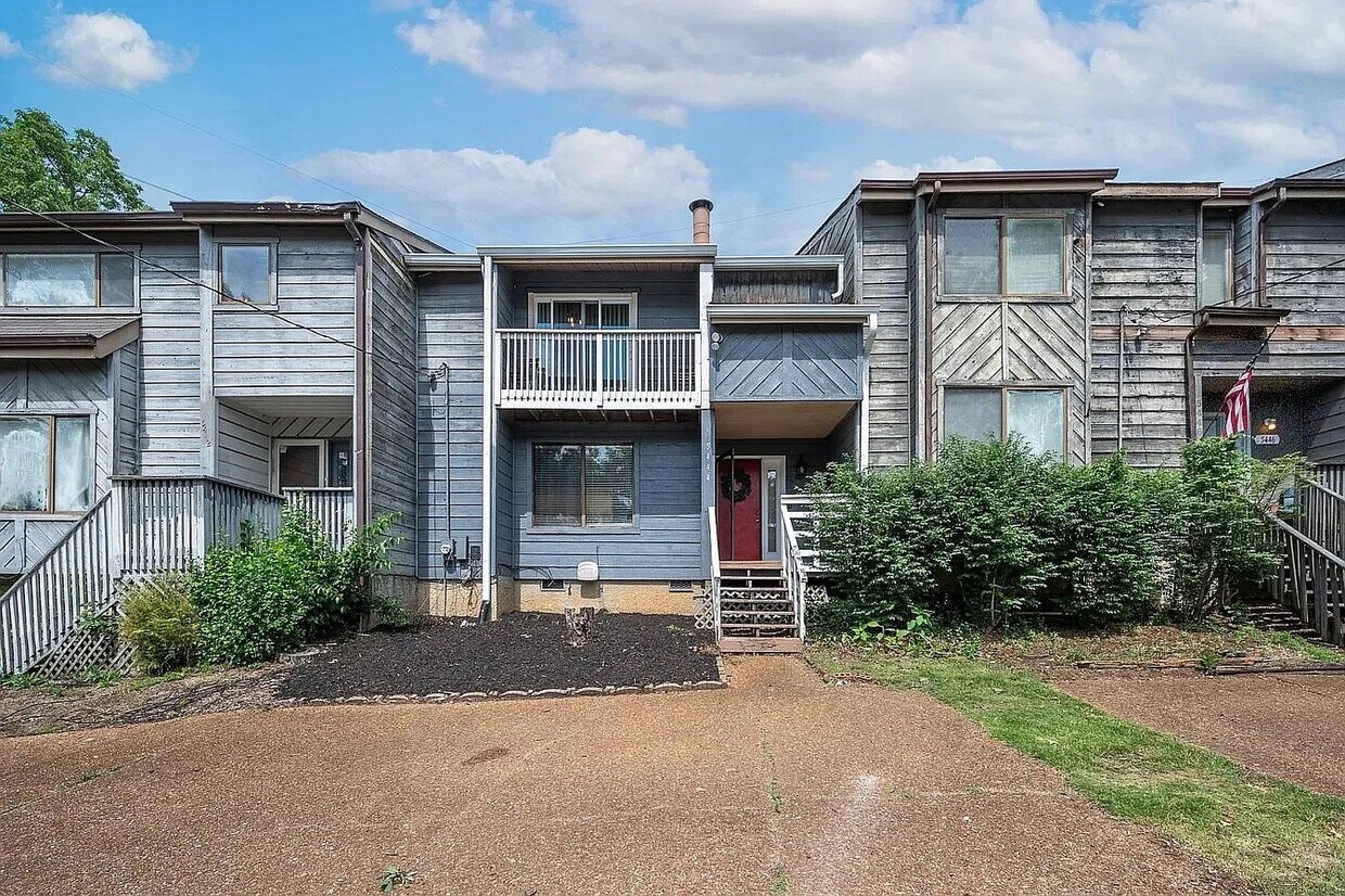 Primary Photo - 5444 Hickory Park Dr