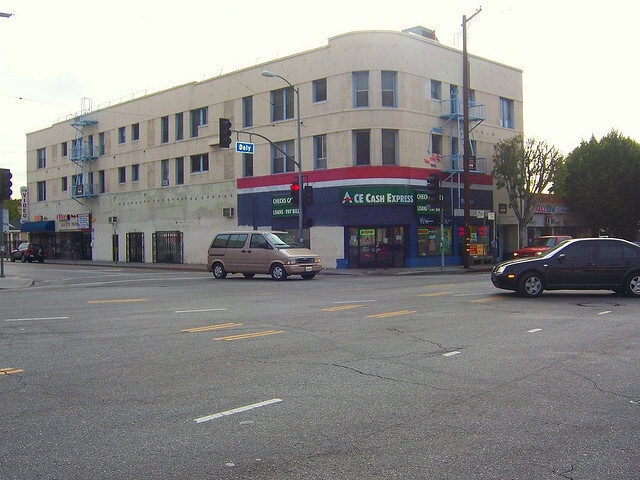 Building Photo - 2532 Daly St