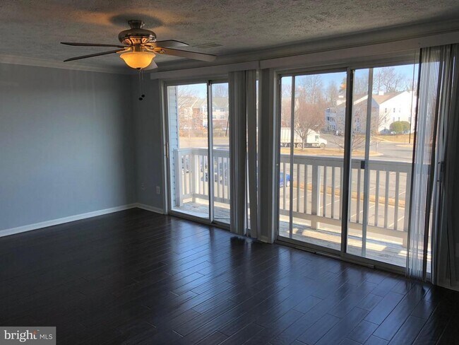 Foto del edificio - 17050 Capri Ln