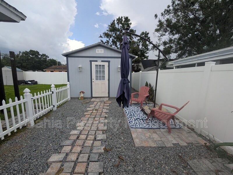 Foto principal - 1002 Kirkland Dr
